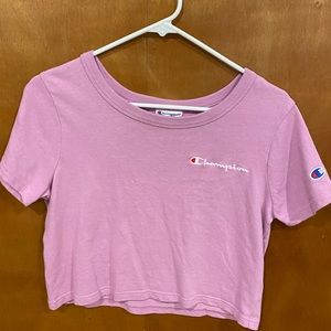 pink cropped champion shirt xs
